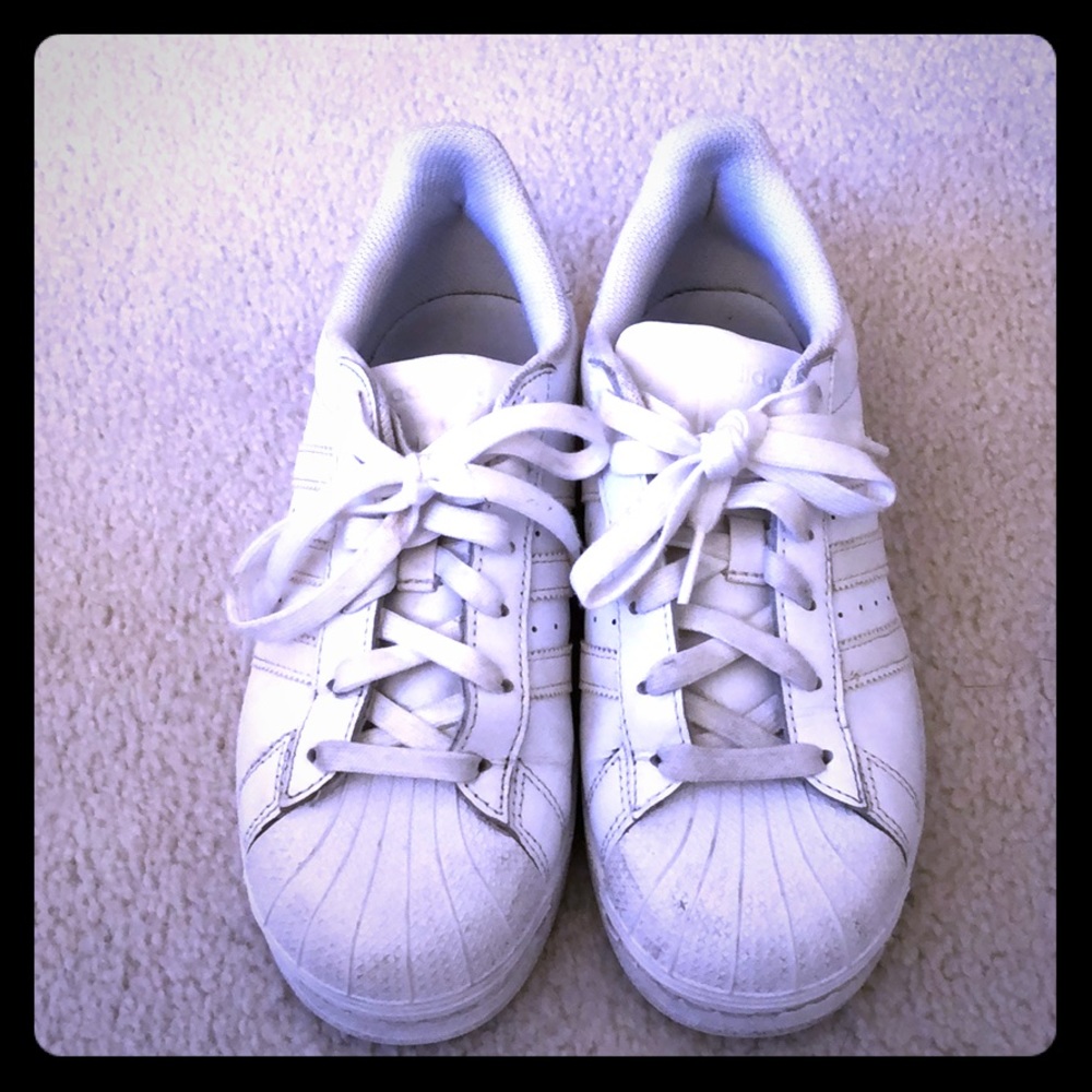 Adidas Superstar Sneakers